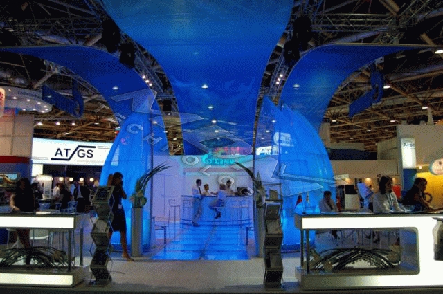 Выставочные конструкции на стенде компании "Газпром" на выставке "Нефтегаз 2010"