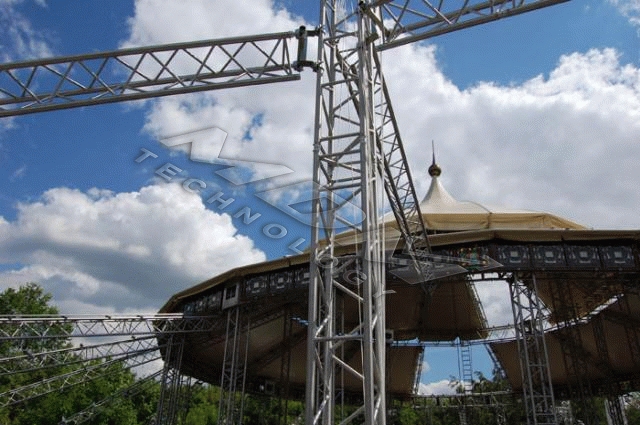 Универсальный концертный зал в парке "Коломенское" в г. Москва
