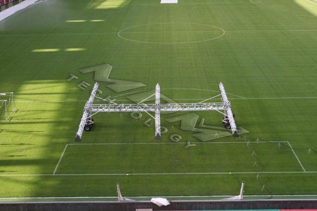Установка досвета футбольного поля на стадионе Локомотив в г. Москва